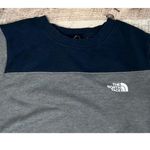 The North Face  Grey Fleece Lined Mid Layer Pullover Top sz LARGE Photo 2