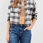 American Eagle  Cozy Cropped Flannel Shirt Sz Large Black White Plaid Photo 0