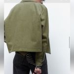 ZARA  CORDUROY OVERSHIRT Khaki color Photo 4