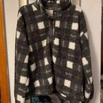 Loft like new Sherpa quarter button Photo 0