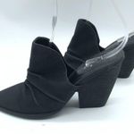 Charles David  Womens Mules Block Heel Pointed Toe Faux Suede Black 5.5 Photo 3