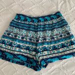Miami Blue& white elephant print shorts w/elastic waist Photo 0
