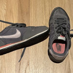 Nike  Shoes Women’s Photo 0