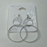 Icing  Circle Dangle Earrings Silver Photo 0