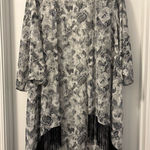 Kardashian Kollection  Monochrome Fringe Kimono Size Large Photo 0