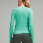 Lululemon Women's Swiftly Tech LS - Size 10 Photo 1