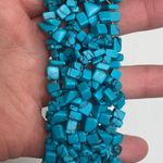 Women’s Turquoise Colored Chip/Stones Stretch Cuff Bracelet EUC OS Photo 7