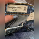 Abercrombie & Fitch High Rise Loose Abercrombie Jeans Photo 10
