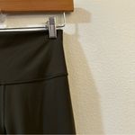 Lululemon  Women's Wunder Under High Rise Leggings Tight Size 4 Dark Olive Photo 3