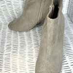 Old Navy  Ankle Perforated Open Toe‎ Heel Bootie size 9 Photo 0