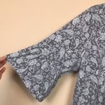 J.Jill  Women’s Boho Floral Paisley Print Gray White Blue Flare Sleeve Blouse Photo 3
