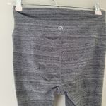 GapFit Heather Gray High Waist Capri Length Yoga Pants Photo 6