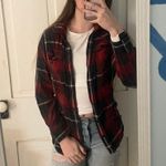 Urban Pipeline Red flannel Photo 0