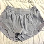 Lululemon Hotty Hot Short 2.5” Photo 0