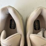 New Balance  Walking Shoe WW577Hv1, Bone Hook & Loop, size 10.5, NWT Display Photo 6