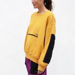 Stüssy Stussy Womens Yellow Black Crewneck Sweatshirt Pullover Colorblock Size S Photo 2