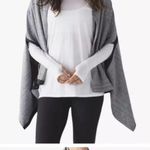 Lululemon EUC  Vinyasa Wrap Scarf Grey Black Photo 8