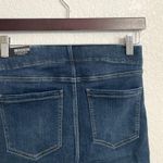 Liverpool NWT  Womens Shorts Bermuda Blue Denim Jean Cuff Hem Pull On Size 2 Photo 3