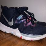 Nike Kyrie 5 Shoes Photo 6