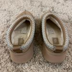 UGG  Tazz 2 Platform in SAND Photo 3