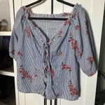 Women's Grand & Greene Floral Embroidered Shirt Size Medium Blue & White Photo 7