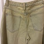 Pretty Little Thing  Jeans Acid Wash Low rise Photo 3