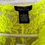 Rue 21  Women's Citron Lace Bodysuit Sz L Photo 2