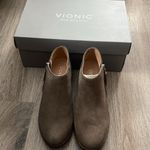 Vionic  Serena Suede Ankle Boots in Gray Size 6 Photo 9
