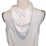 White Sleeveless Zip Photo 6