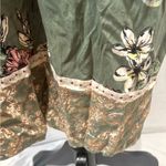 Blue Rain  olive green floral boho cropped jumpsuit with pockets size medium Photo 4