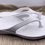 Aetrex lynco fiji orthotic comfy white flip flops women Size 11 Photo 5