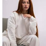 BE WO SHOP
The Comfort Set White Size L Photo 0