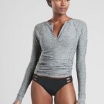Athleta  Pacifica Top Long Sleeves Heather Gray Top Solana Active 405688 Size XS Photo 0