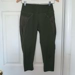 Hylete  Nimbus Cropped Leggings Photo 1