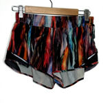 Lululemon  Chroma Fusion‎ Multi / Black 2.5” Hotty Hot Short II Photo 0