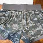 Fabletics womans size medium camo  shorts Photo 1