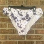 Plus Stylish Black and White Tie Photo 1