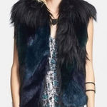 BLANK NYC Women's Black/Blue Furry Peacock Faux Fur Vest Photo 0