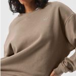 Alo Yoga  sweater Photo 0