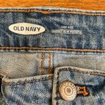Old Navy Secret-Slim Button-Fly Denim Shorts - Women’s Siz 10 Photo 3