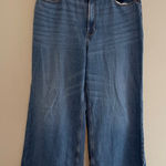Abercrombie & Fitch Dark Wash Wide Leg High Rise Cropped Jeans Size 31 Photo 0