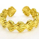 Gold Seashell Ring Photo 0