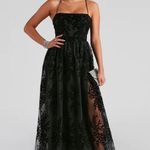 Windsor Long Black Floral Dress Photo 0