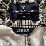 American Eagle OUTFIITERS black and white Aztec print shorts, excellent condition, size 0 2 front pockets & 2 back pockets Waist measures 15 inches side to side Photo 5