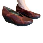 Fly London  "YONI" TWO TONE BURGUNDY LEATHER SLIP ON WEDGE SHOES (38) Photo 2