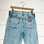 Wrangler Vintage Made in USA Acid Wash High Rise Jean Photo 3
