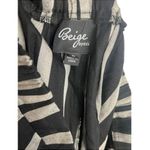 ECI Nwt Beige By  Stripe Shorts With Ruffled Hem Size M Photo 3