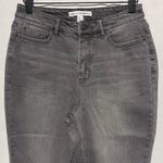 New Girl With Curves Raw Hem Ankle Length Girlfriend Jeans Gray Wash Size 4 Photo 4