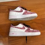 Nike  Air Force 1 by You ID Snakeskin Pink white White Black size 7 Photo 4