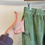 Urban Outfitters  Green Corduroy Embroidered Flower Pants Size Small Unisex Photo 2